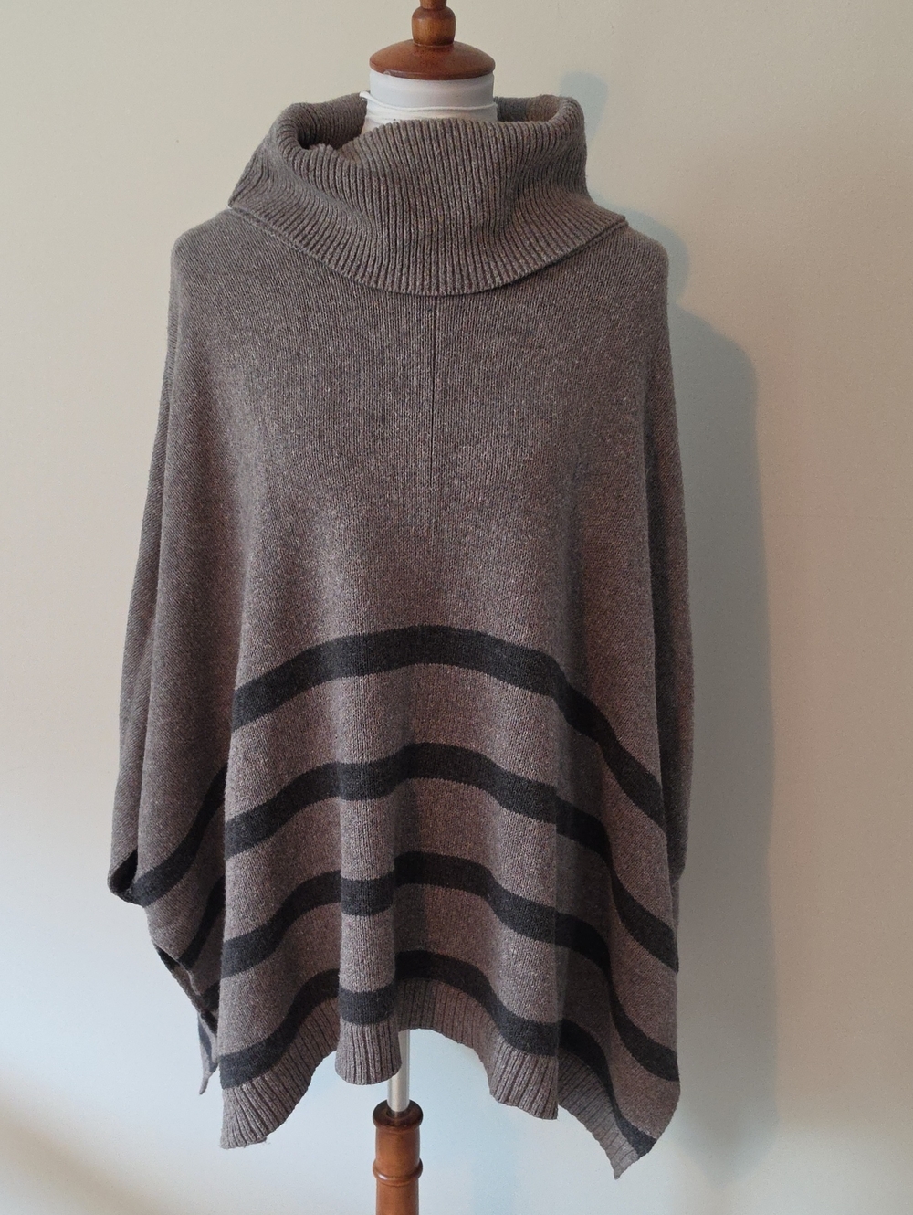 Banana Republic Gray/ Tan  Striped Poncho